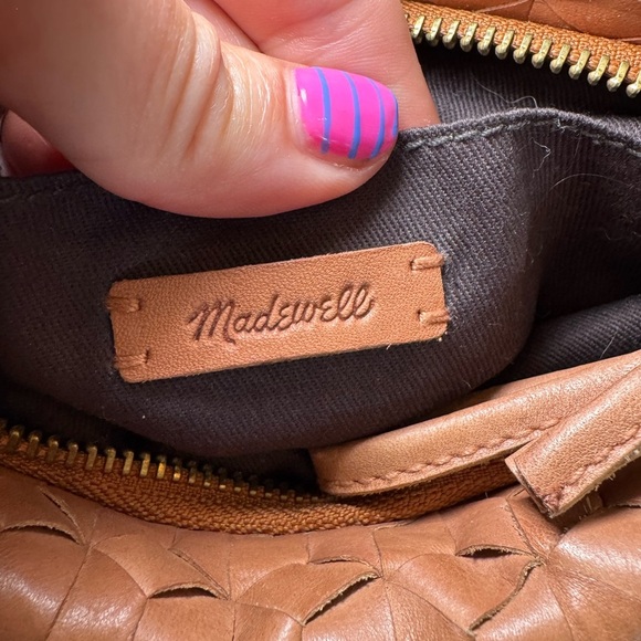 MADEWELL The Puff Crossbody Bag brown leather - Picture 7 of 9